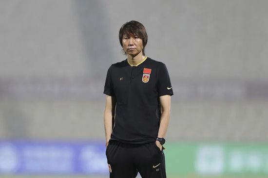 扒开腿狂躁女人爽出白浆动态视频
